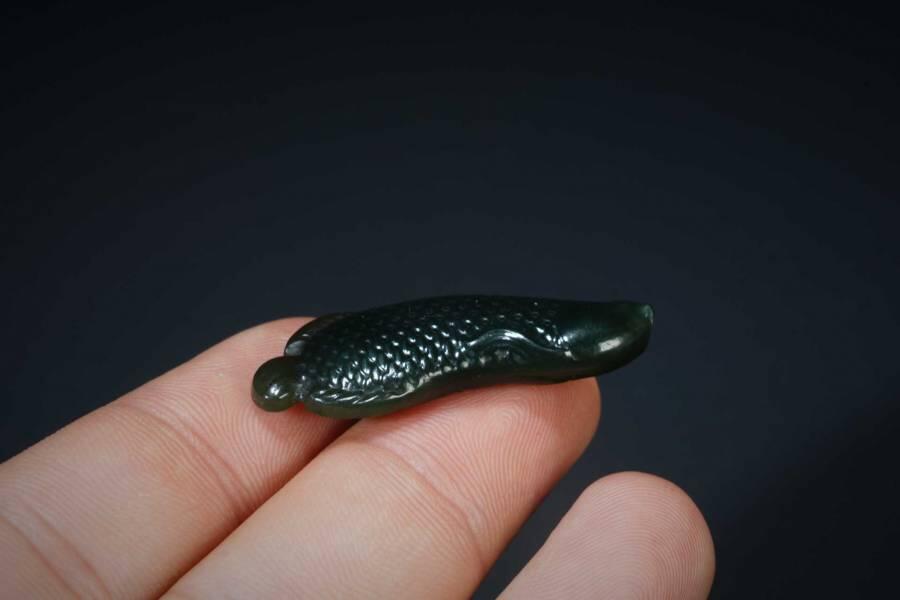 上海都达杂项专场五（全场包邮） 天然和田玉青玉精雕《金龙鱼》挂件87-65