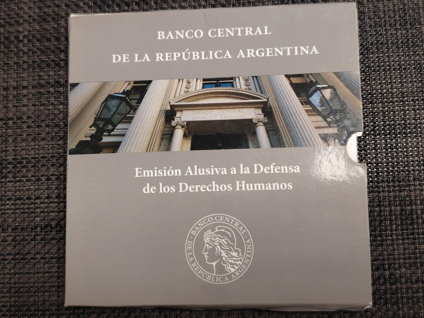布加迪🐬～世界钱币(上海)🌾第 271 期 /  各国套币和散币 阿根廷🇦🇷 2006年 2比索卡装币 人权纪念