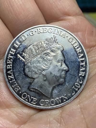 2026年第十三场(总第一百八十二场）外国好品散币场(免佣金) - Proof 精制币–英属直布罗陀🇬🇮2017年1克朗(伊丽莎白二世和飞利浦亲王70周年白金婚纪念币)