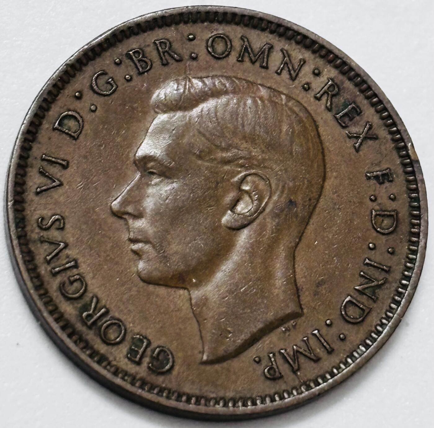 文馨钱币收藏 2026新年第四场（第 290 场）【长期接代拍品】 巧克力包浆极美品1940 年英国乔治六世法新铜币，第一版本