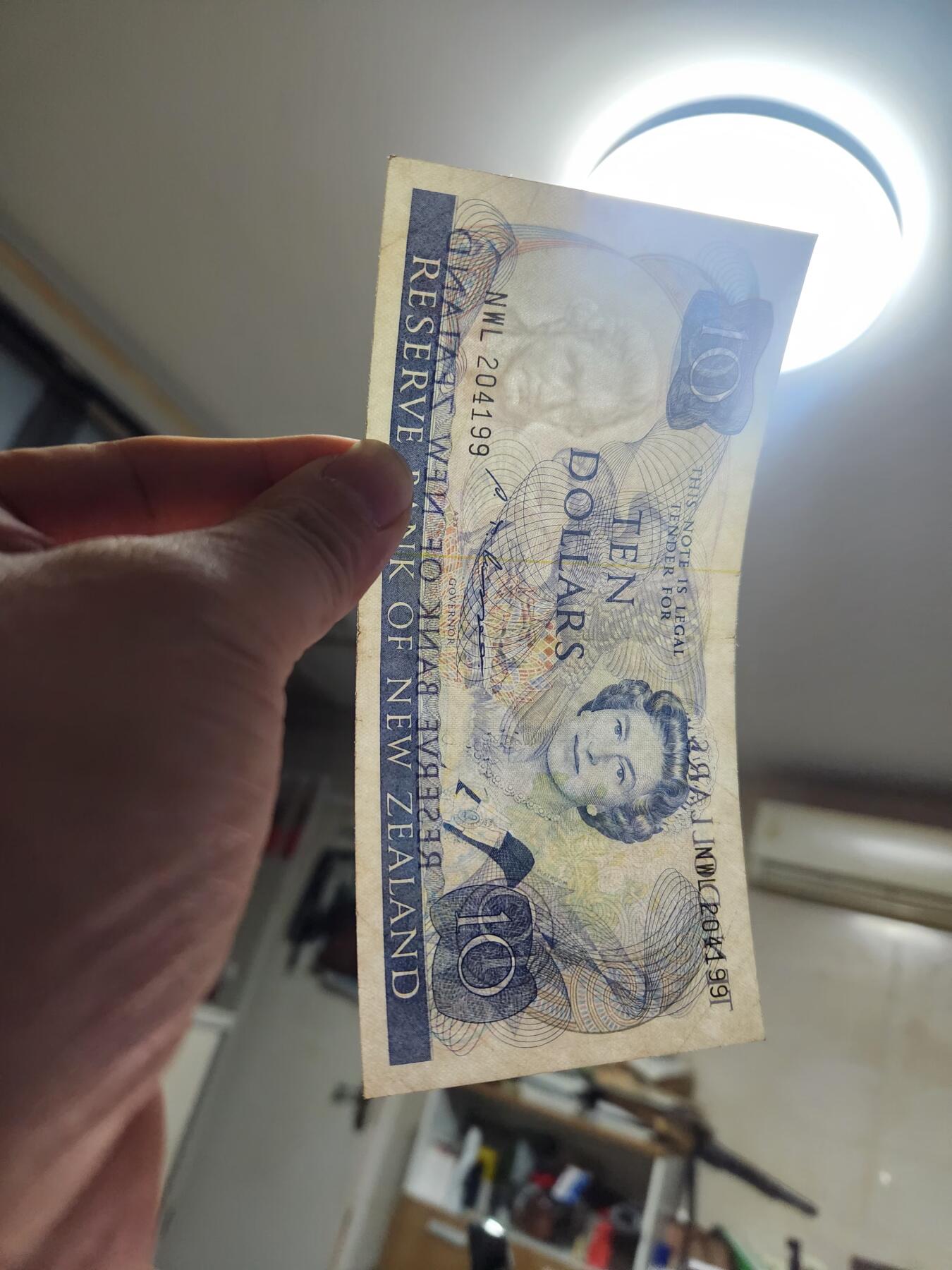 1月21号晚上8点 外国纸币自动截拍第10场 新西兰10原票