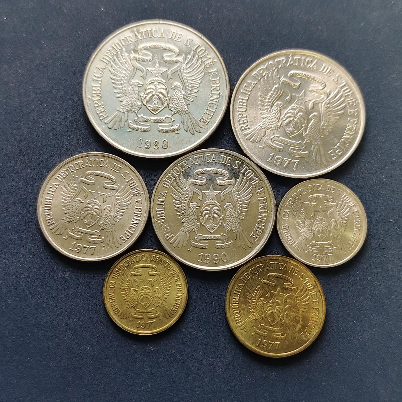 【全场包邮】纯粹捡漏拍496场-持续更新中 圣多美和普林西比1977-1990年FAO纪念币7枚套币