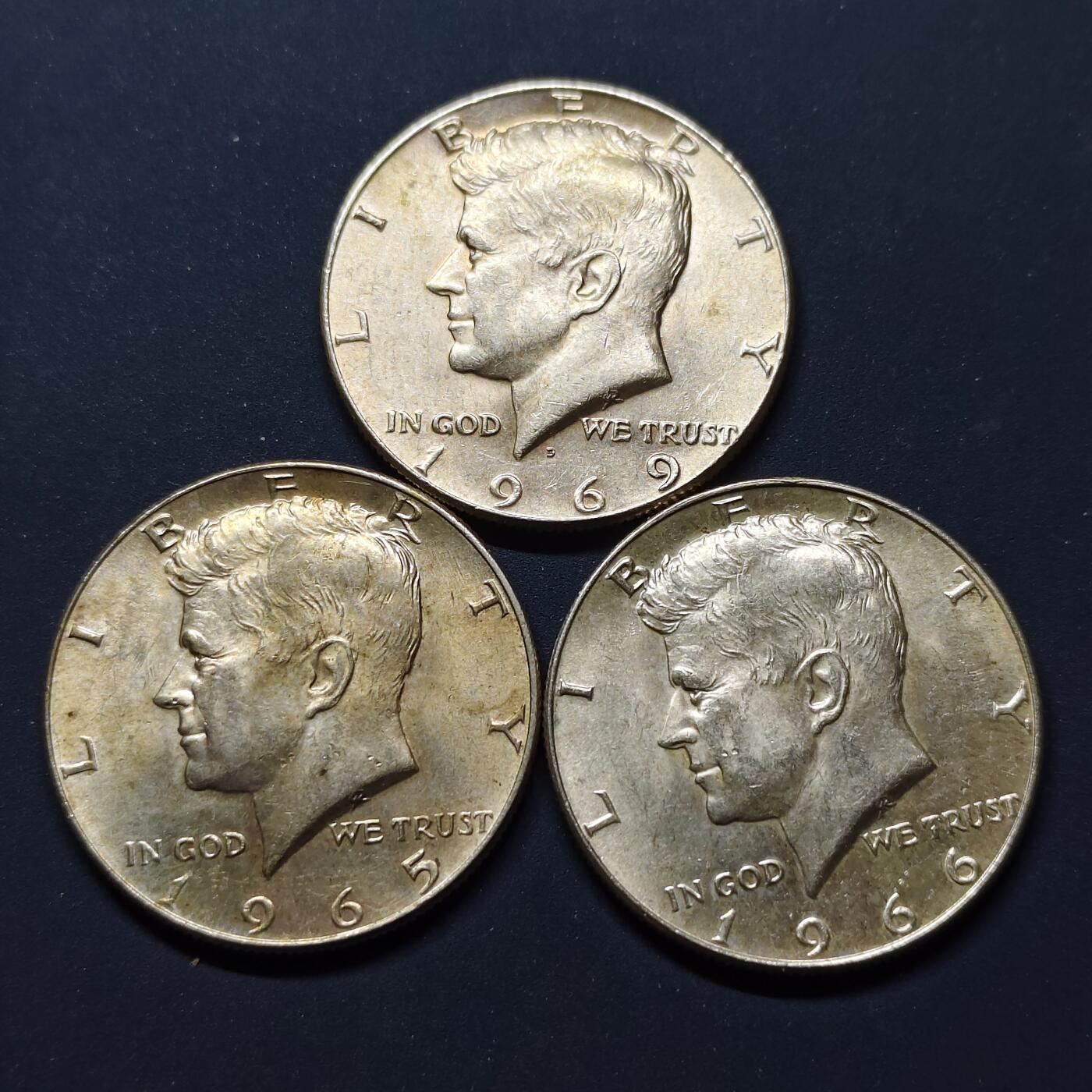 【全场包邮】纯粹捡漏拍497场-持续更新中 美国1965-1969年肯尼迪半元银币3枚一组【30.6毫米11.5克40%X3枚】