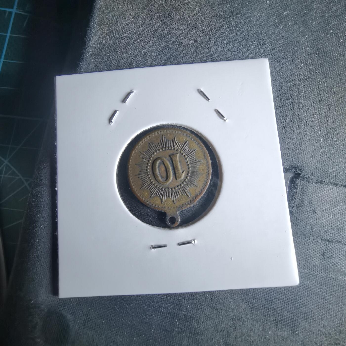 沼泽如烟--第971场 拿三挂章代币