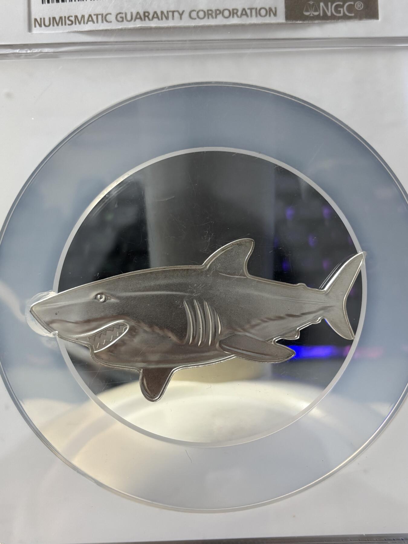 第189期拍卖 所罗门2019年深海猎人系列大白鲨异形银币NGC-PF69无盒无证书，999银，发行2500枚