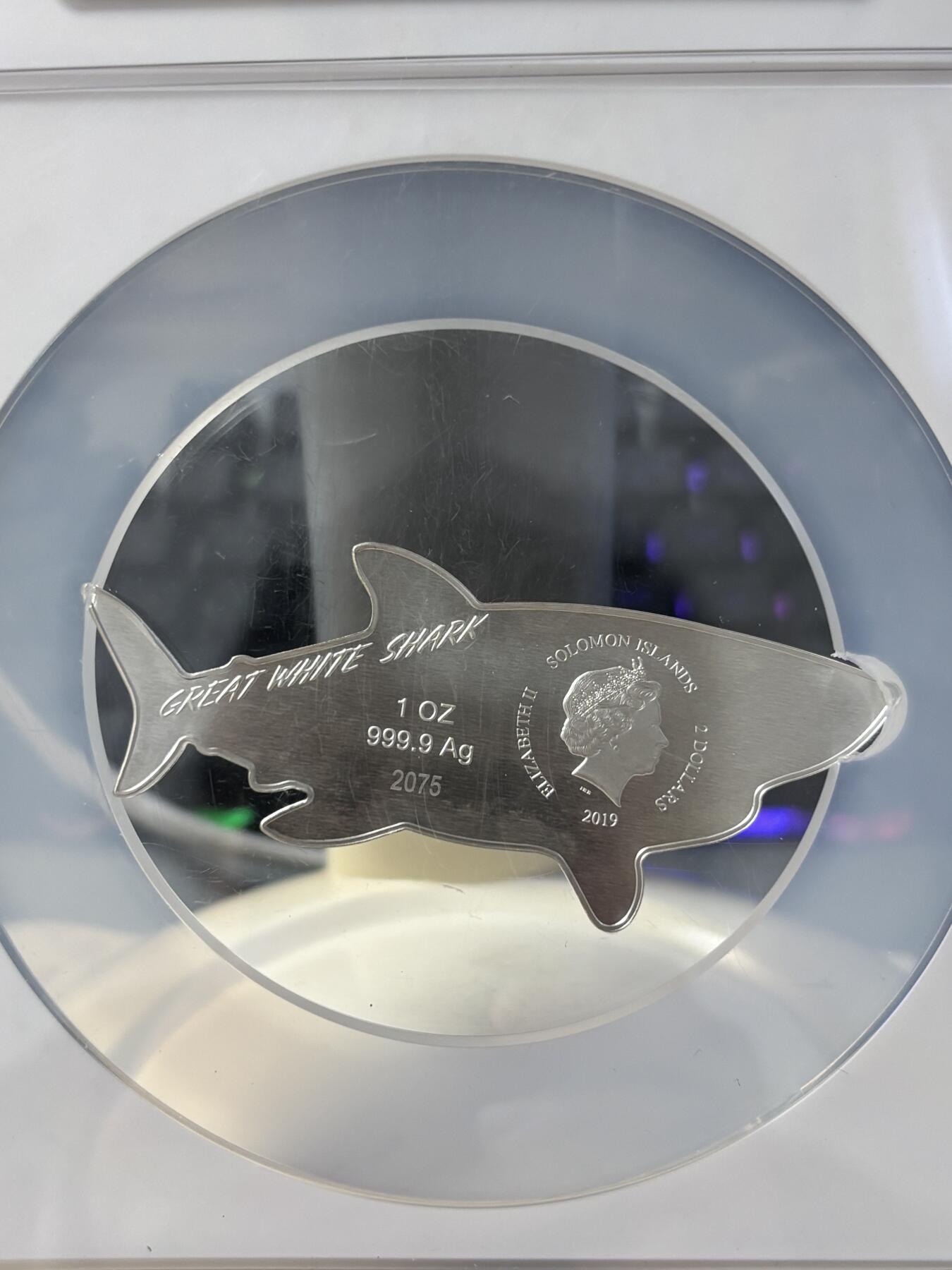 第189期拍卖 所罗门2019年深海猎人系列大白鲨异形银币NGC-PF69无盒无证书，999银，发行2500枚