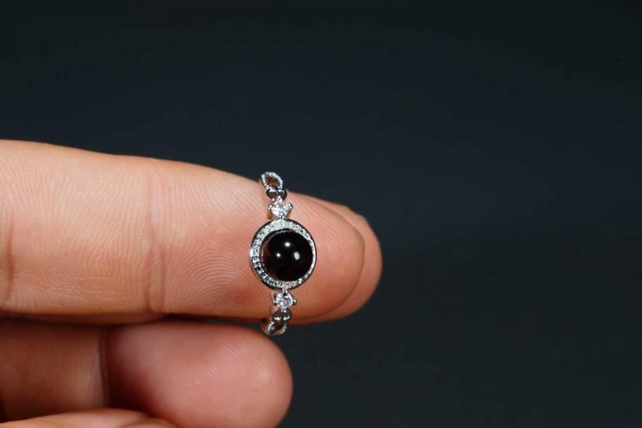 上海都达杂项专场五（全场包邮） 天然琥珀蛋面戒指 附鉴定证书87-77