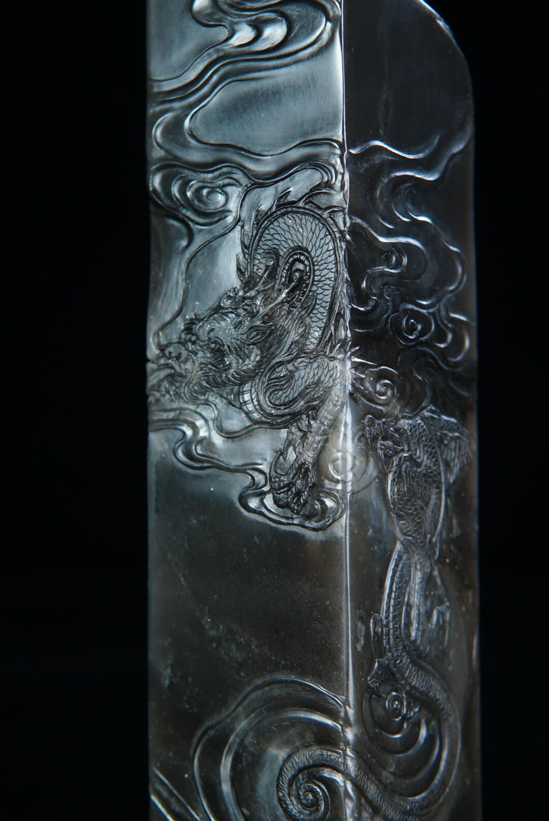 方寸藏珍·寿山田黄印章专场（一） 寿山牛角冻《降龙》印章