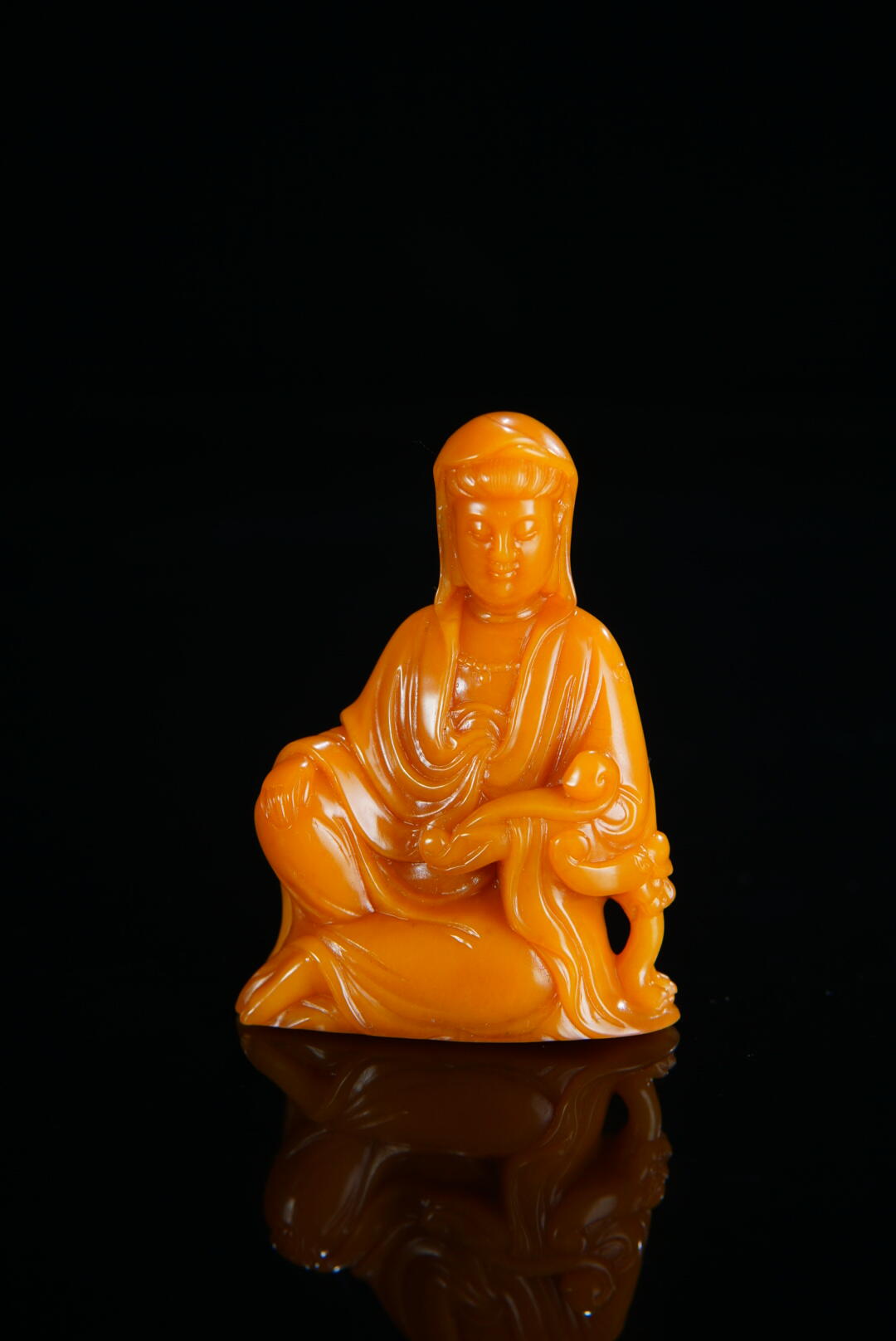 方寸藏珍·寿山田黄印章专场（一） 寿山田黄石《观音》摆件