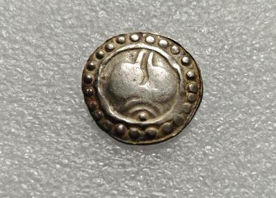 瓶子🏺第226期拍卖会 -  6-8世纪骠国海螺图案大面值打制银币  10-11克