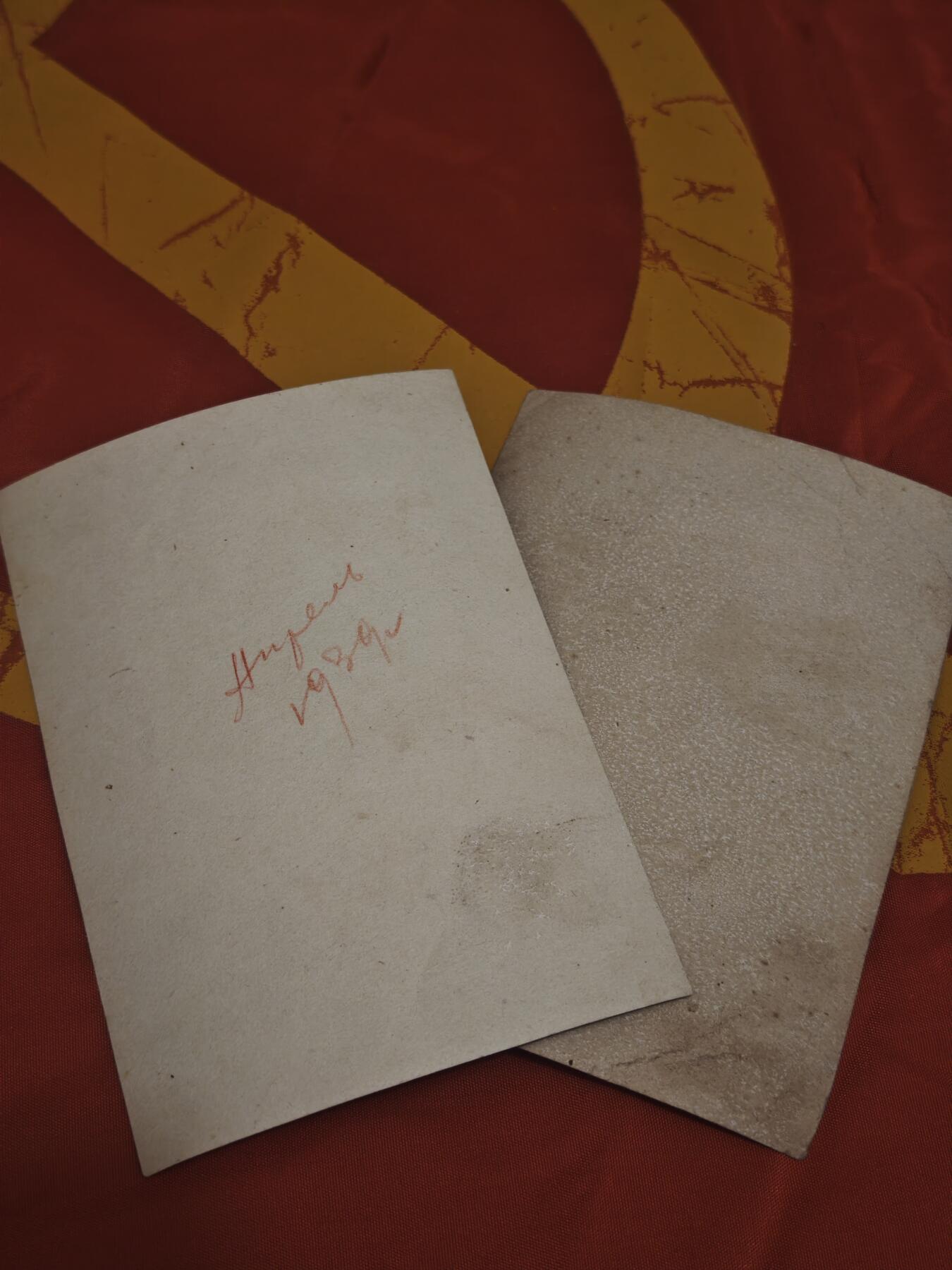 橙子收藏第一期 拍摄于1939年的苏联空军机组人员（飞行员/空中机枪手）纪实照片，人物名为尼基塔，是二战爆发前夜苏联空军备战浪潮中的一员。