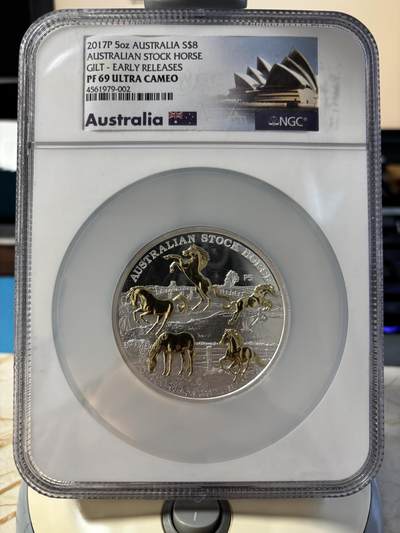 第189期拍卖 -  澳大利亚2017年五马齐聚镀金5盎司纪念银币NGC-PF69无盒无证书，999银镀金，发行500枚