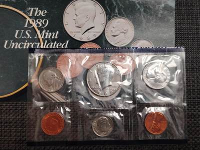 布加迪🐬～世界钱币(上海)🌾第 270 期 /  各国套币和散币 - 美国🇺🇸 1989年 5枚蓝边套币+1个章 