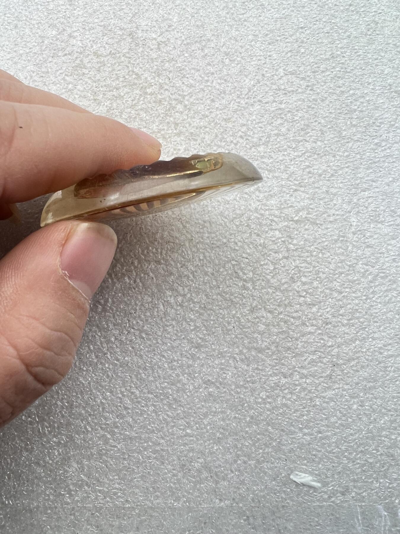 真品毛主席像章、 真品毛主席像章