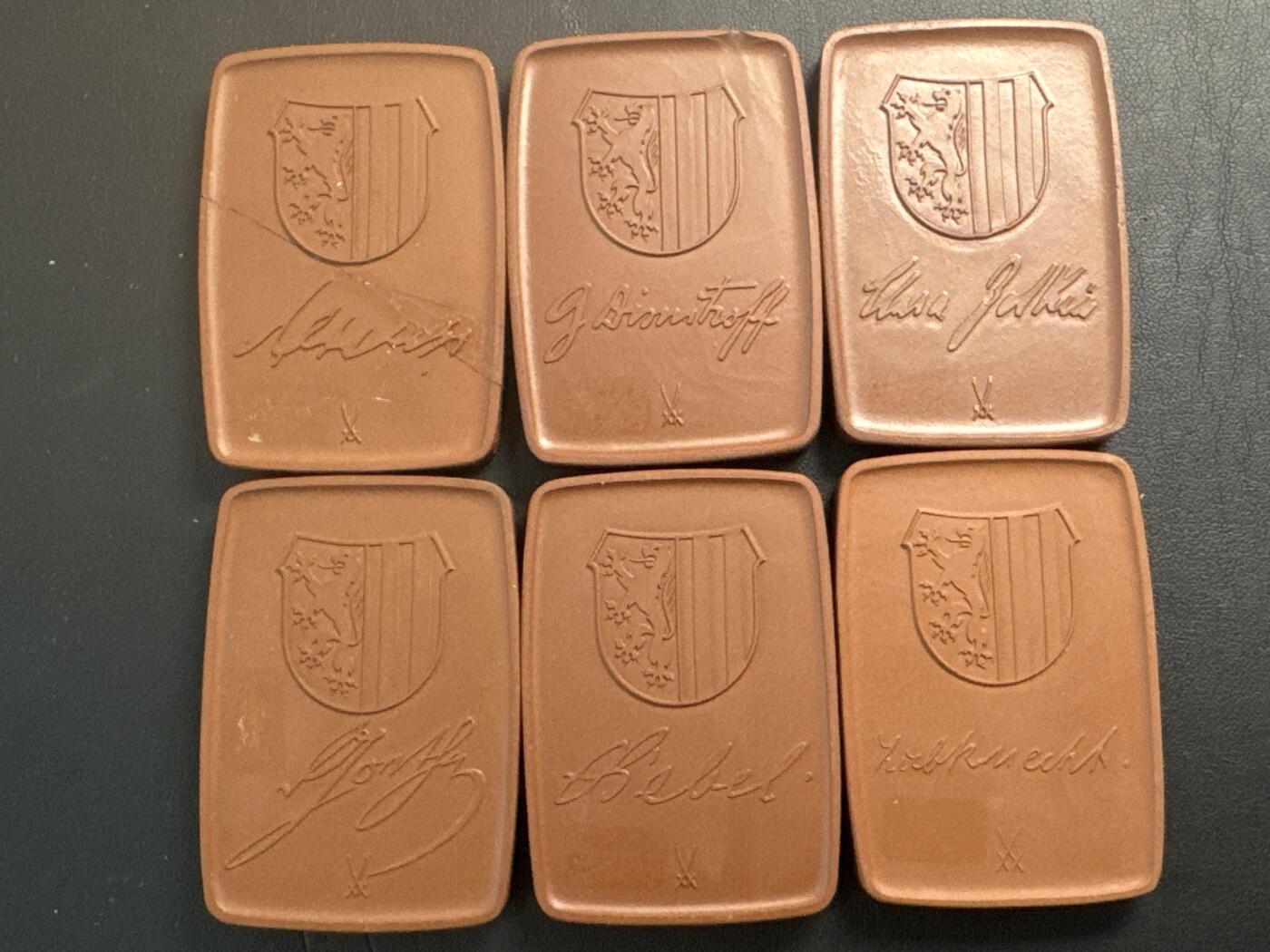 ❤️【币观天下】❤️ 第340期钱币拍卖- 2026.1.23周五晚上6点半场-长期征集拍品 德国梅森瓷业著名人物60*42长方形陶章6枚一套，列宁有裂