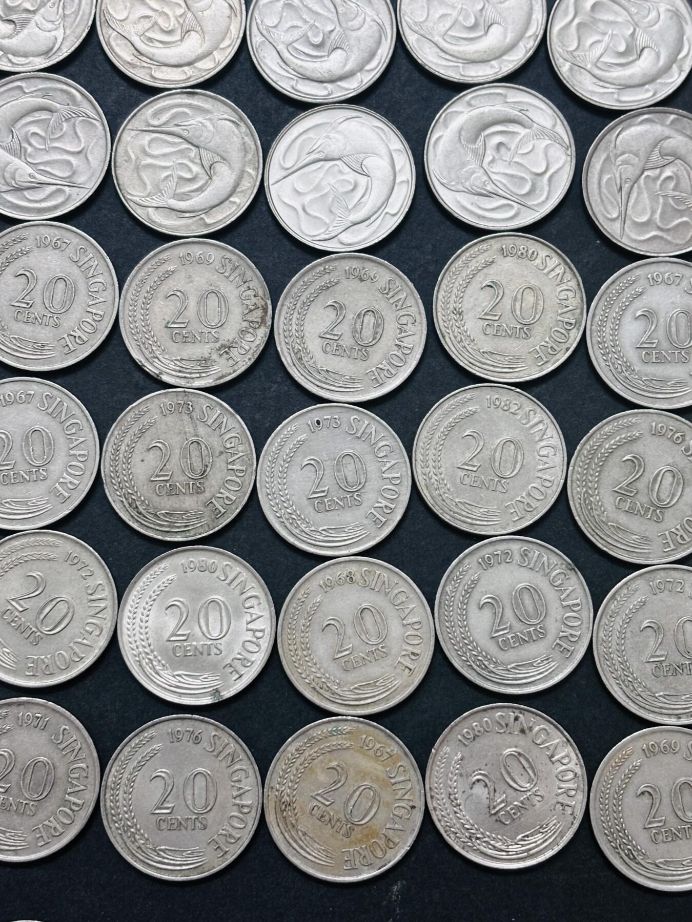 文馨钱币收藏 2026新年第四场（第 290 场）【长期接代拍品】 好品带光，原光品 1967-198×年新加坡老版 20 分剑鱼币，包含很多首发年，细节看图