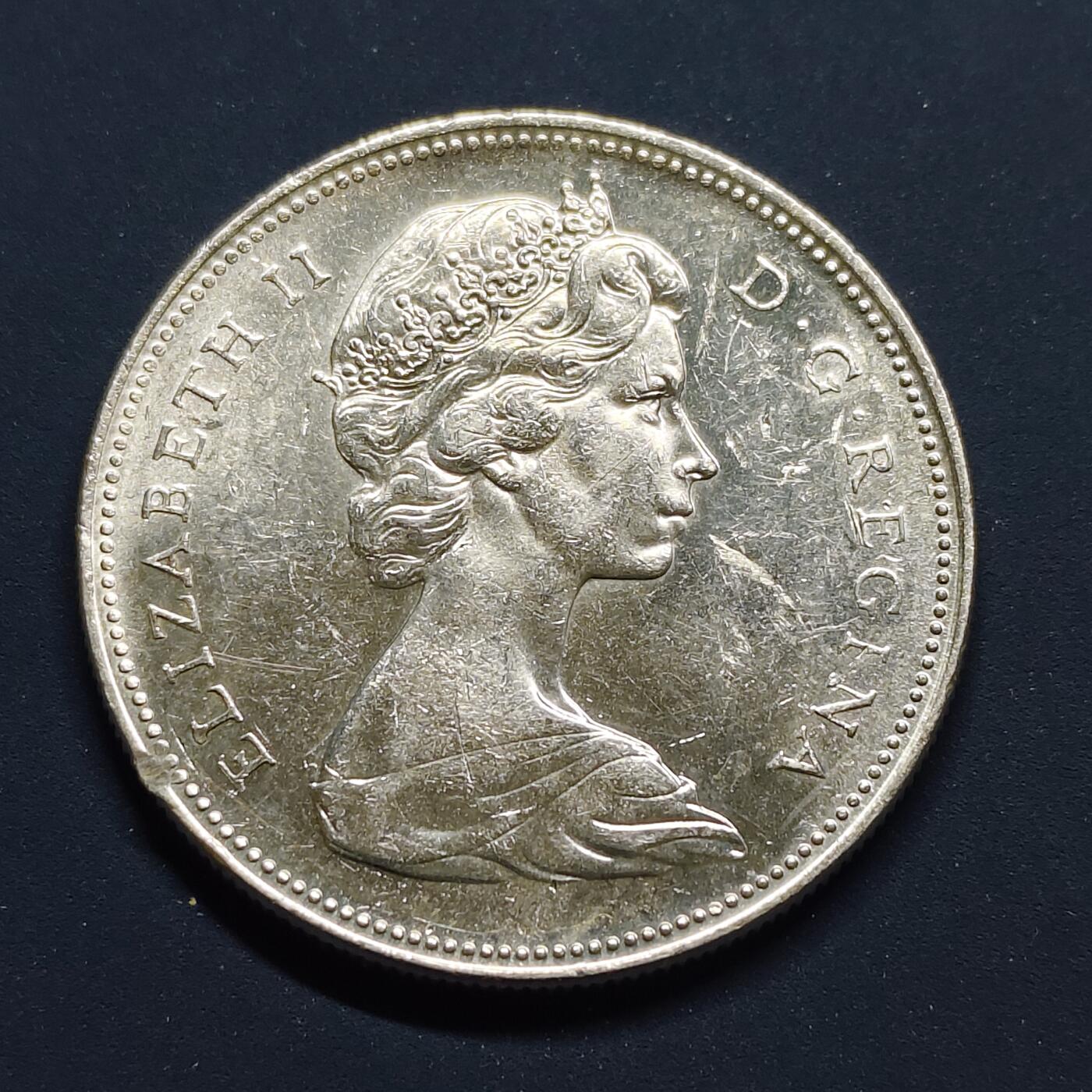 【全场包邮】纯粹捡漏拍497场-持续更新中 加拿大1966年女王1元银币【36毫米23.33克80%】