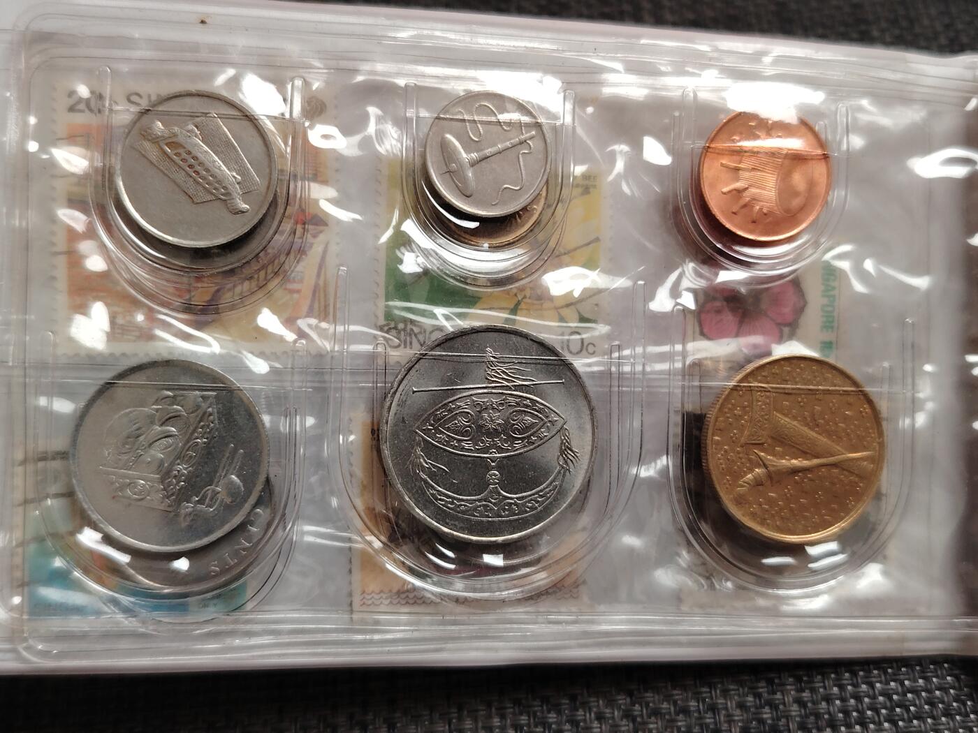 布加迪🐬～世界钱币(上海)🌾第 271 期 /  各国套币和散币