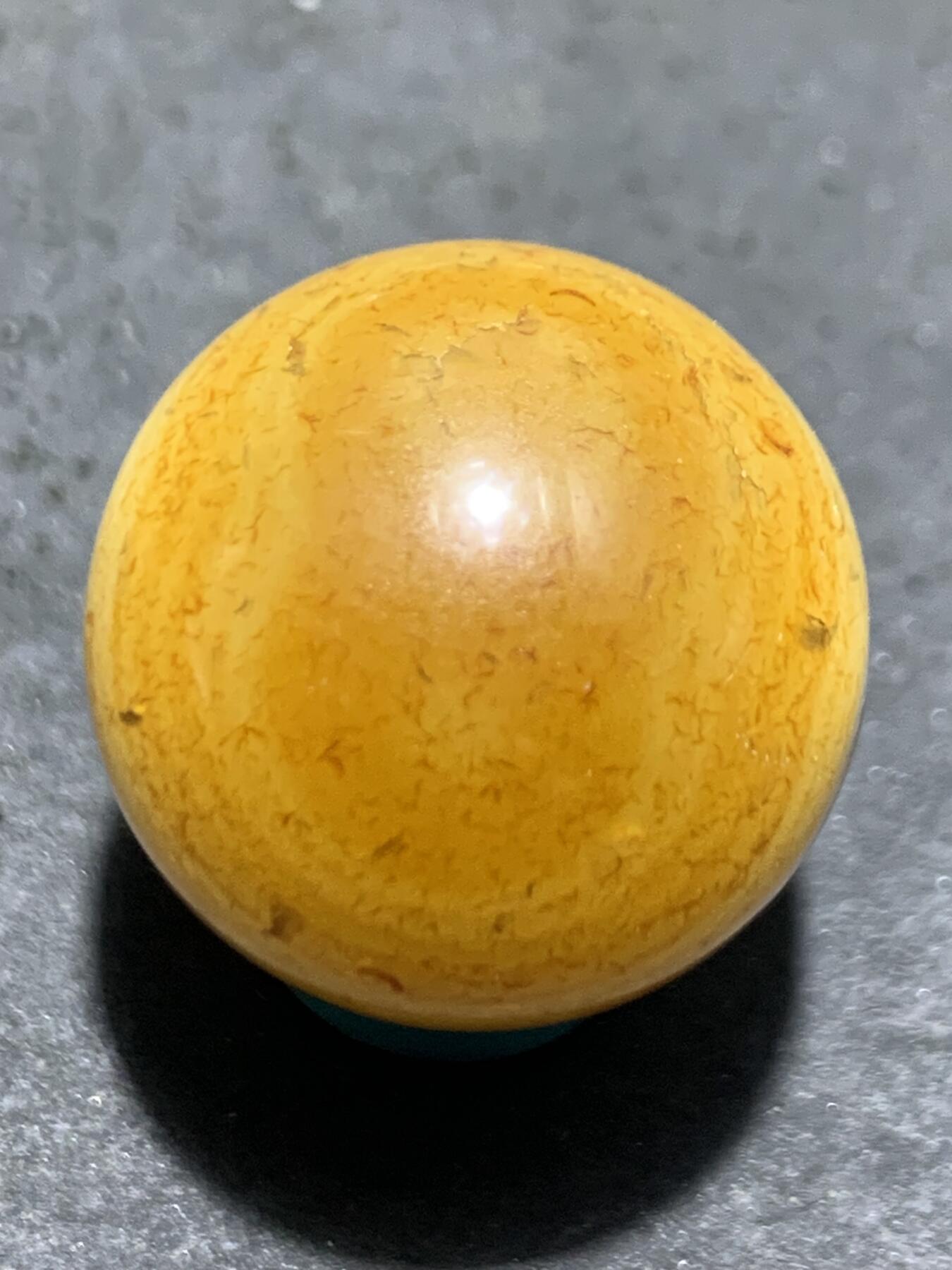 精美一线高玉化缠丝玛瑙2.0圆珠一颗，