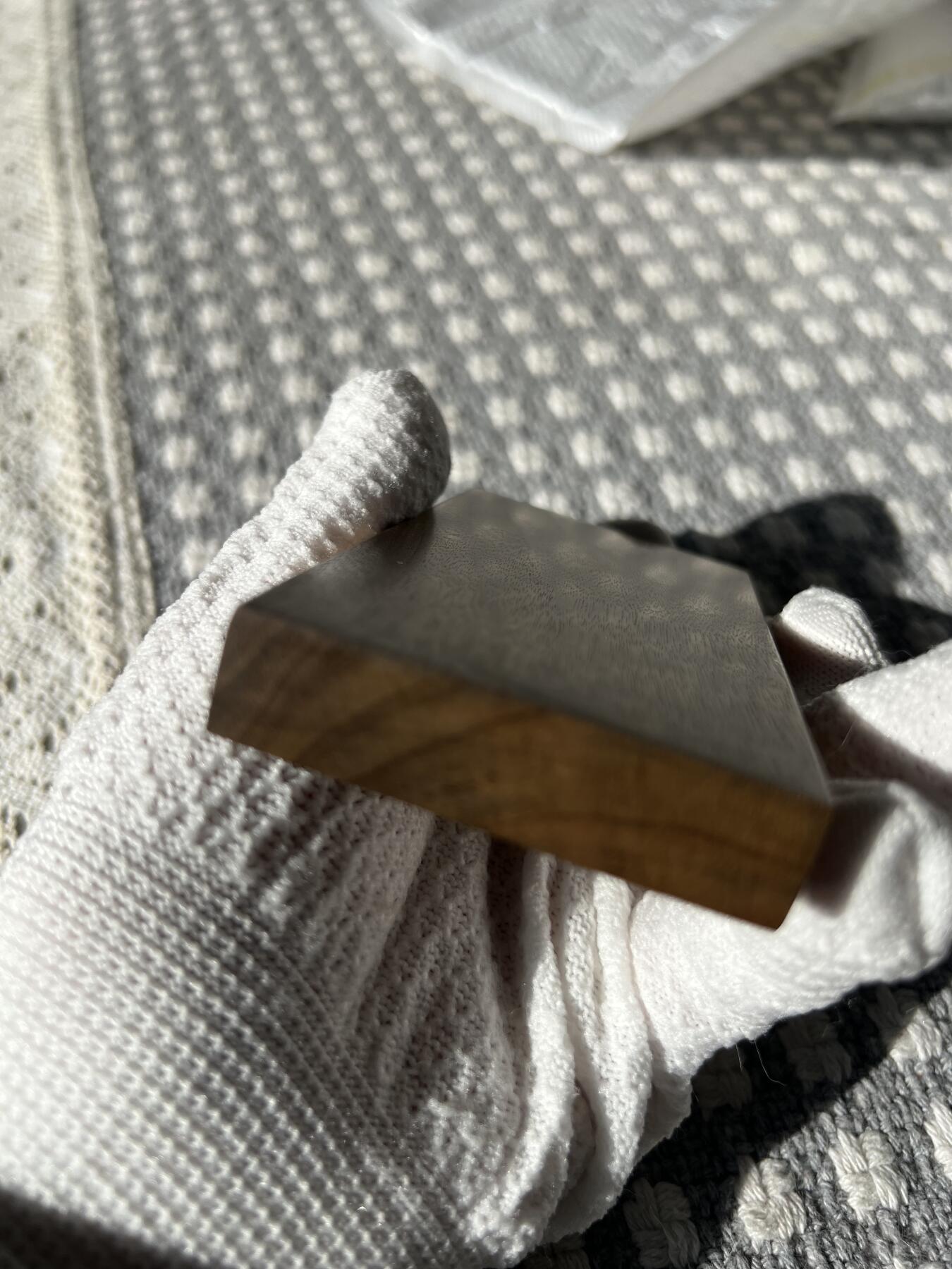 零元拍：A23金丝楠平安无事牌，3D立体水波香喷喷的小金砖，金光闪闪，116/58/14MM