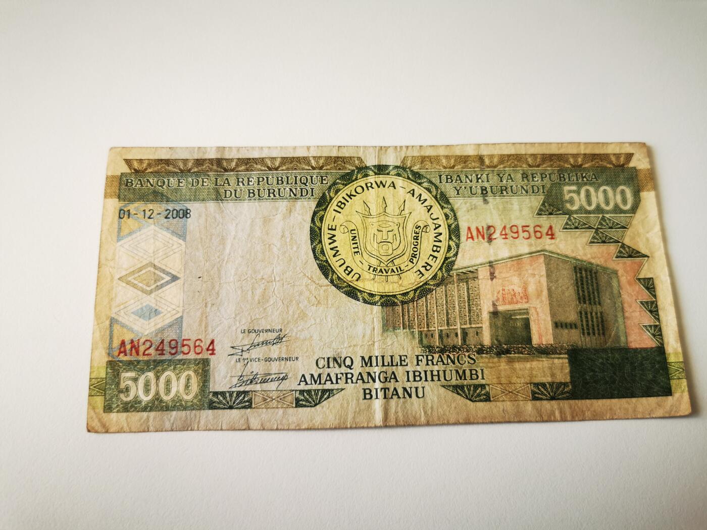 零零发流通品外国纸币拍卖 无佣金 布隆迪早期5000