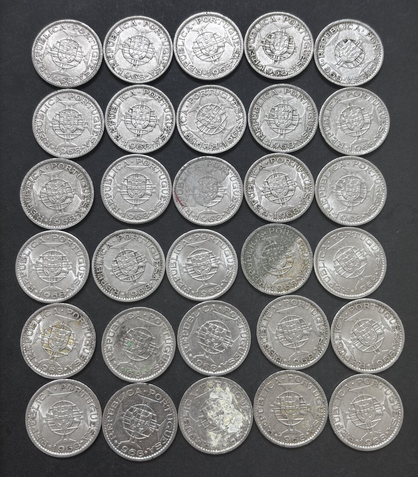 文馨钱币收藏 2026新年第四场（第 290 场）【长期接代拍品】 原光，带光 1968 年澳门大一元一组 30 枚