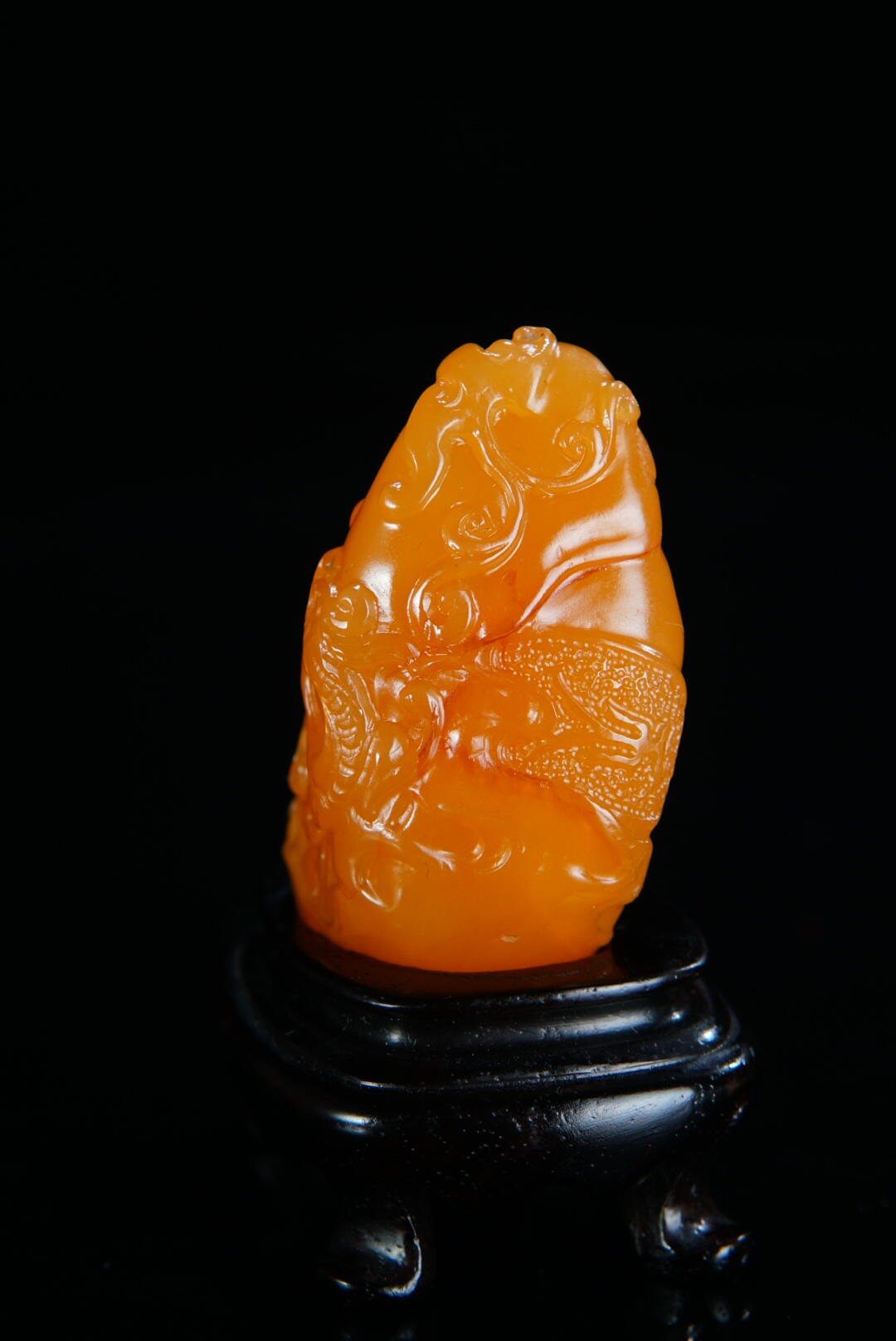 方寸藏珍·寿山田黄印章专场（一） 寿山田黄石《双螭献宝》摆件