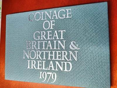 长老汇马年精选第十六场拍卖 - 1979英国6枚套，带外纸