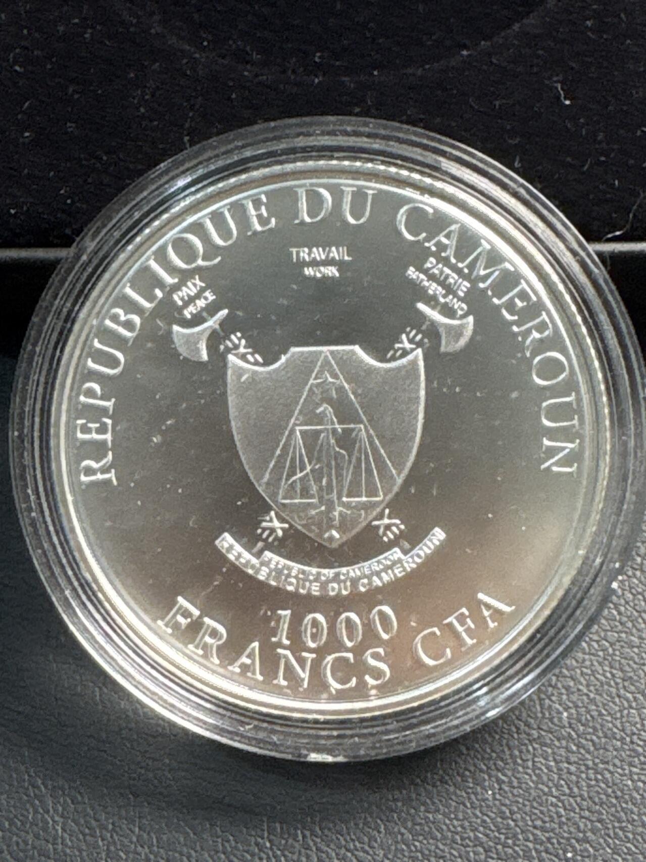 ❤️【币观天下】❤️ 第340期钱币拍卖- 2026.1.23周五晚上6点半场-长期征集拍品 原价630元盒证齐全喀麦隆2012年吉祥物独角兽麒麟镶嵌蛋白宝石精制纪念银币