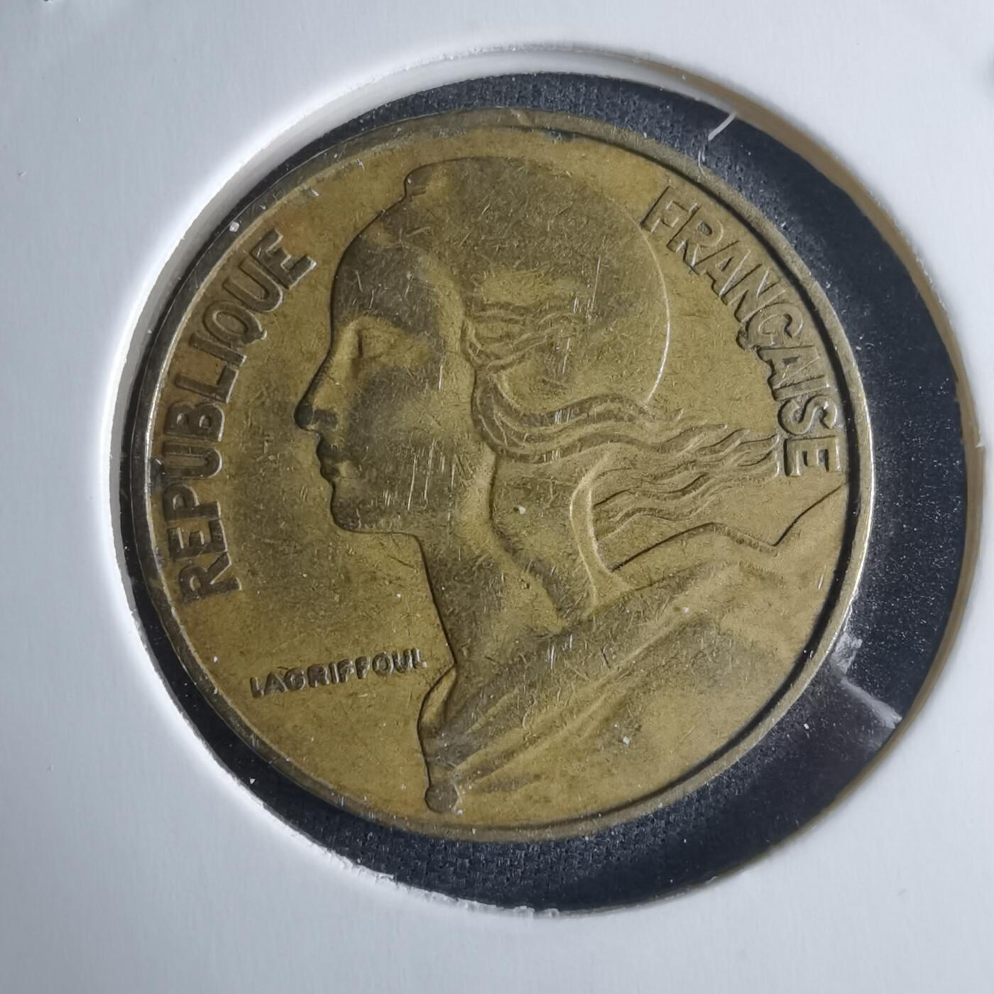 沼泽如烟--第970场 法国1964年20分