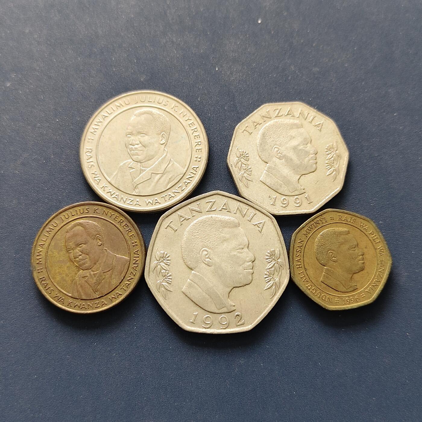 【全场包邮】纯粹捡漏拍496场-持续更新中 坦桑尼亚1991-1996年5枚套币