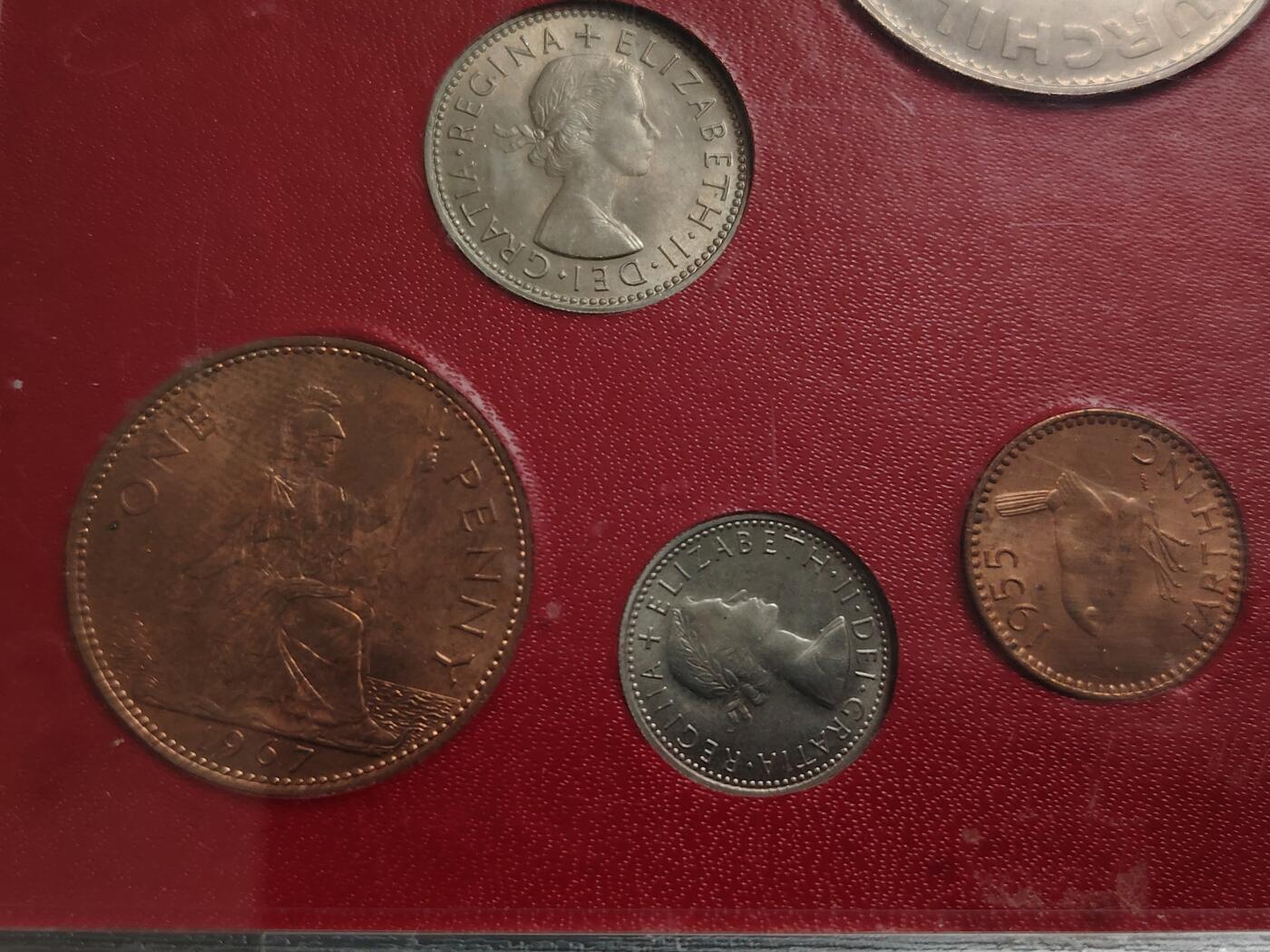 布加迪🐬～世界钱币(上海)🌾第 271 期 /  各国套币和散币 英国🇬🇧 1965～1967年 老版10枚盒装套币