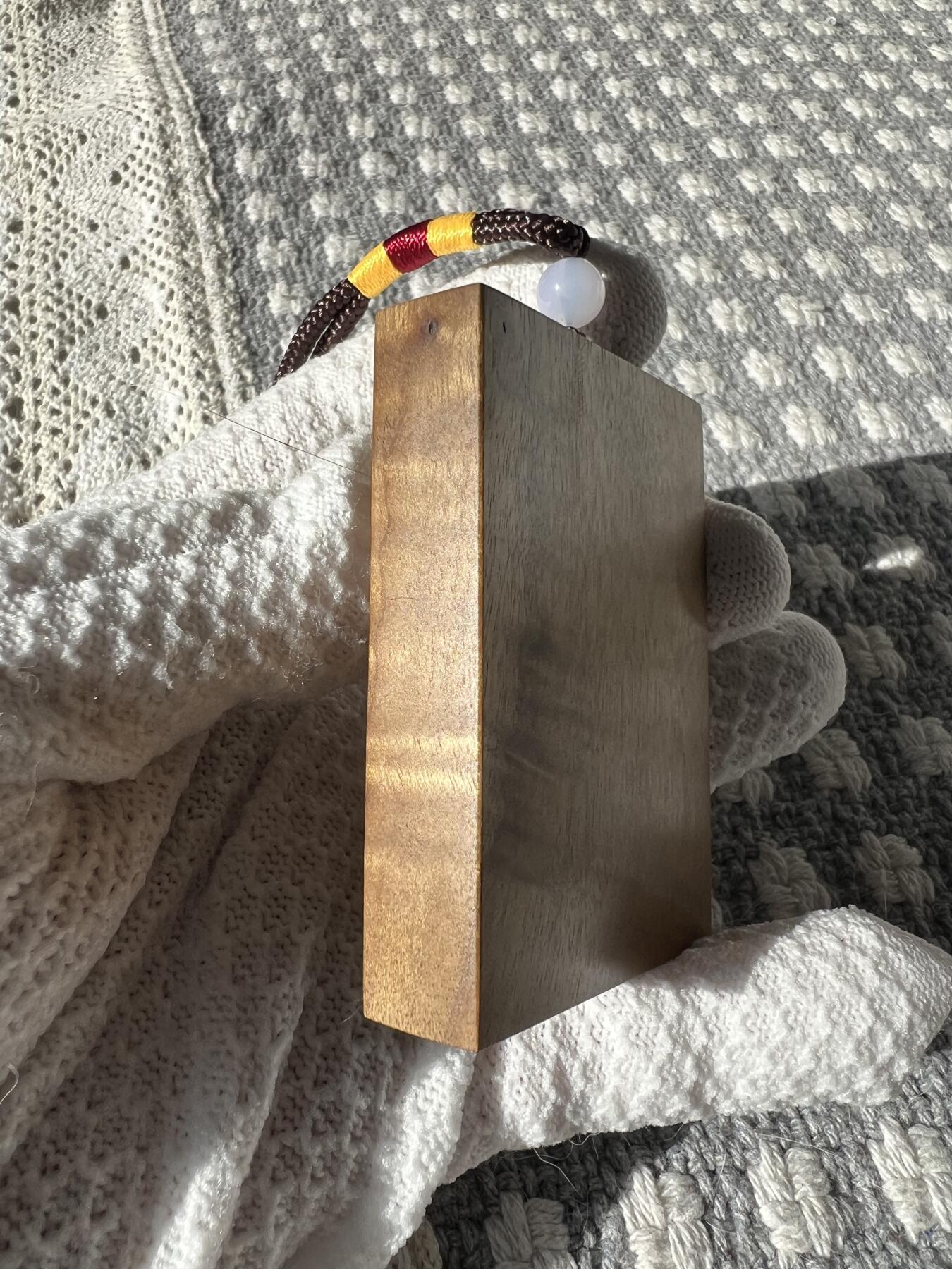 零元拍：A30金丝楠平安无事牌，3D立体水波香喷喷的小金砖，金光闪闪，69.5/52.5/13.5MM