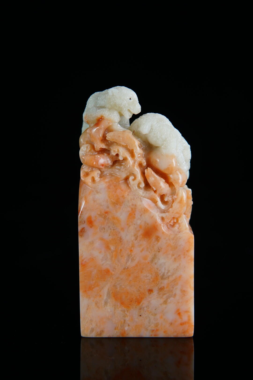 方寸藏珍·寿山田黄印章专场（一） 寿山旗降石《寒冬一霸》钮章