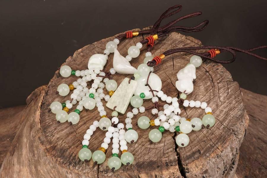 上海都达杂项专场五（全场包邮） 各式翡翠挂件 5件套