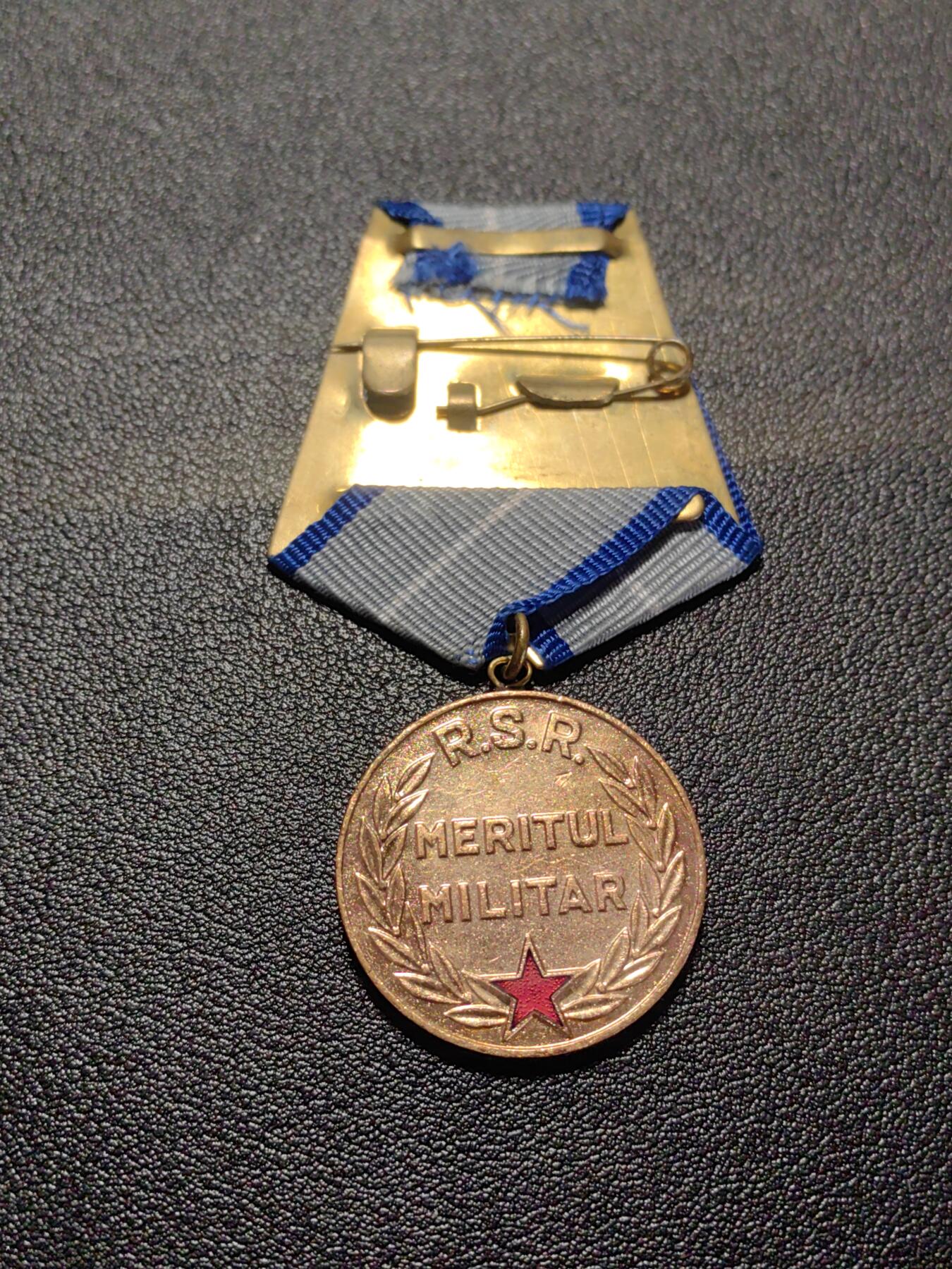 靖甫拍卖第二场 阿尔巴尼亚军功奖章