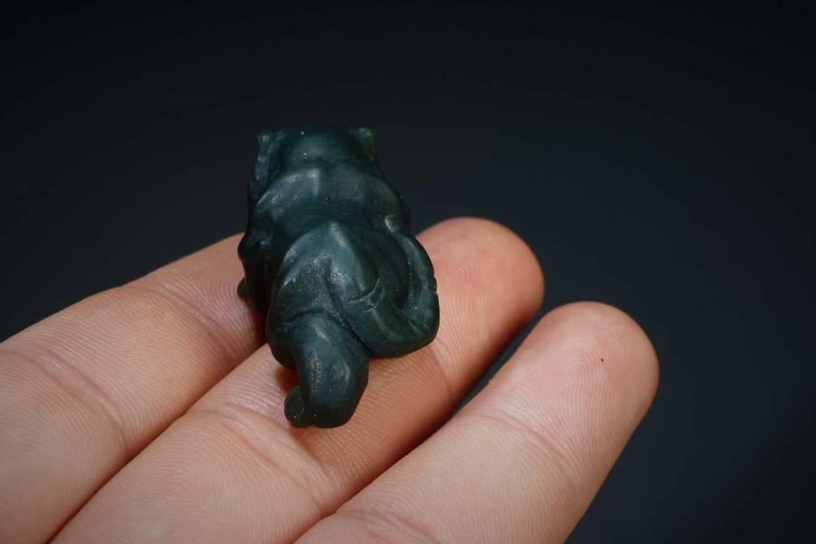 上海都达杂项专场五（全场包邮） 天然和田玉青玉精雕《虎虎生威》挂件87-64