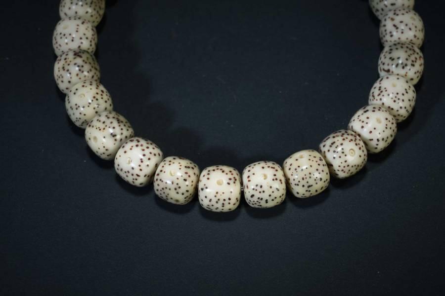 上海都达杂项专场五（全场包邮） 星月菩提老型珠手串87-283