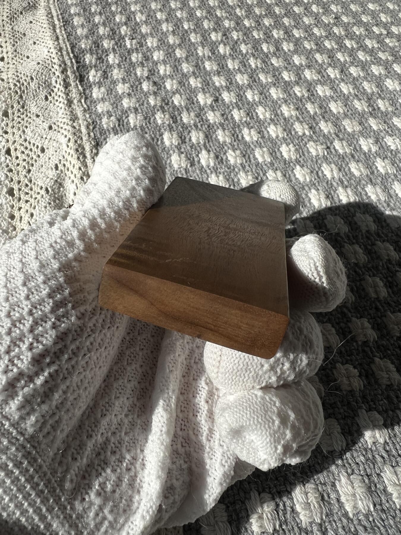 零元拍：A28金丝楠平安无事牌，3D立体水波香喷喷的小金砖，金光闪闪，79/43/12.8MM