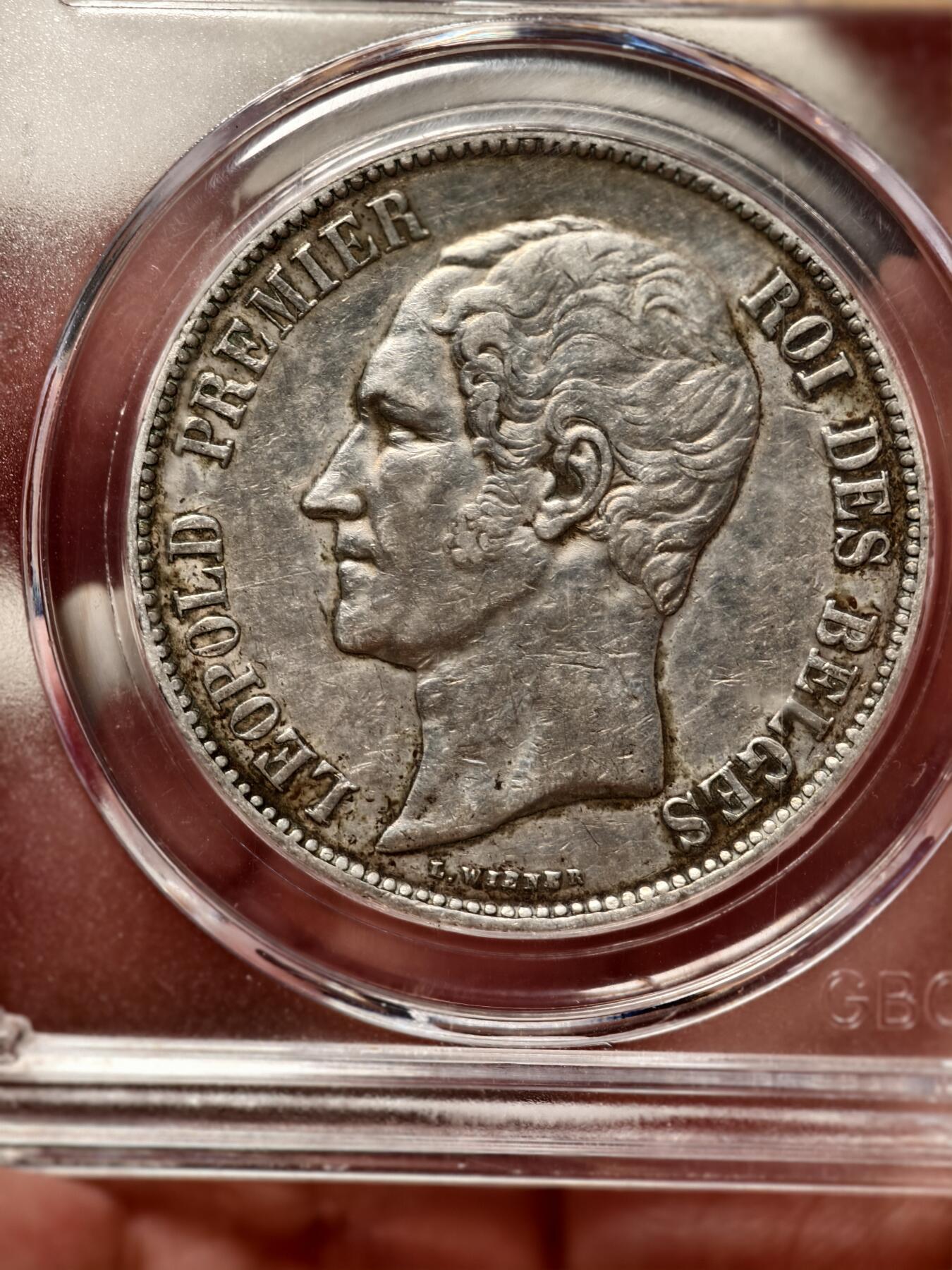 抚柳草堂-第十期章牌钱币  奖章勋章限时免佣 满百包邮 放漏专场 1865比利时5法郎银币 公博au50 重25g 早期利奥波德一世版比利奥波德二世很多 压力足细节好1865关门年份