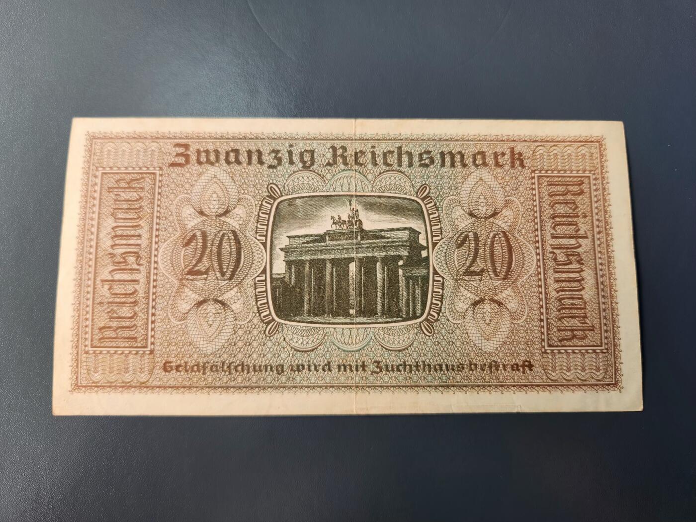 1月22号晚上8点 外国纸币自动截拍第11场 德国3马克原票美品