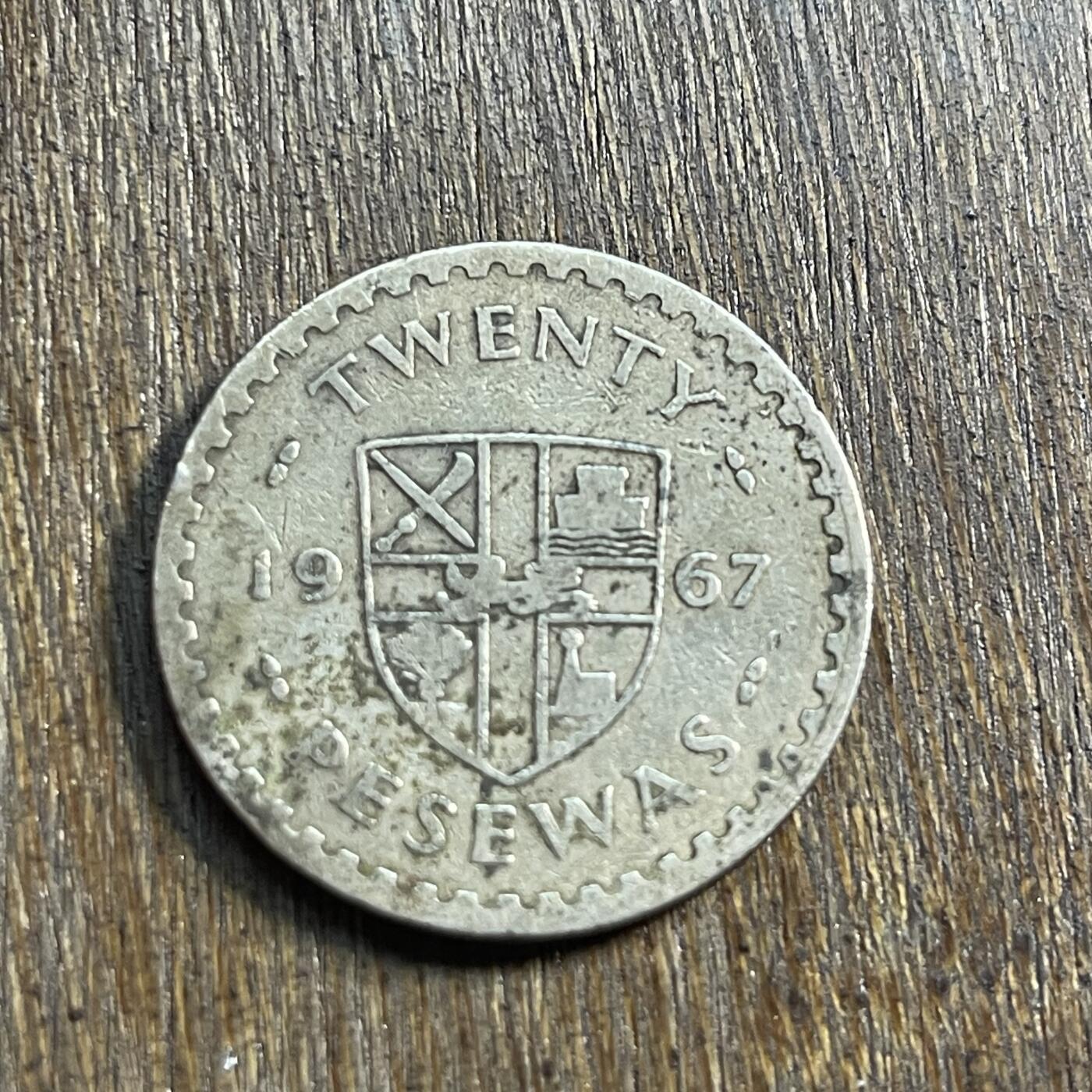 【春节前最后一拍，下一场3.3号】★第139场★散币场。不寄存，30包邮。不满30元，支付5元运费。《接受代拍 代送NGC评级》 3【无寄存】1967 加纳 20比赛瓦 镍币