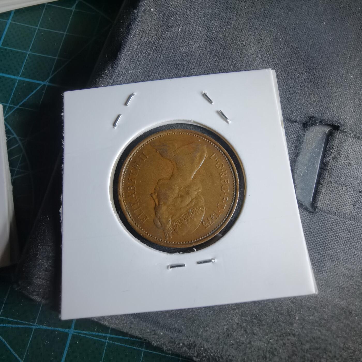 沼泽如烟--第969场 英国1975年2便士