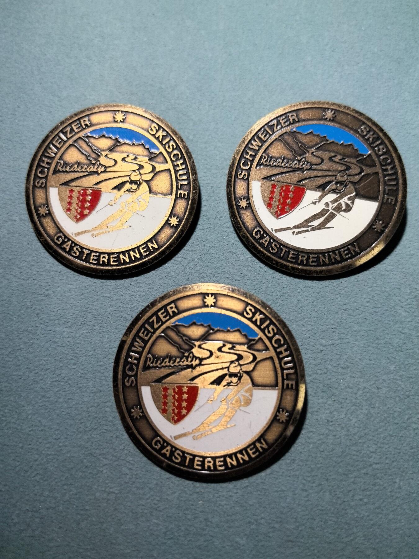 盛世勋华——号角文化勋章邮票专场拍卖第301期 瑞士加斯特雷嫩滑雪学校证章 3枚