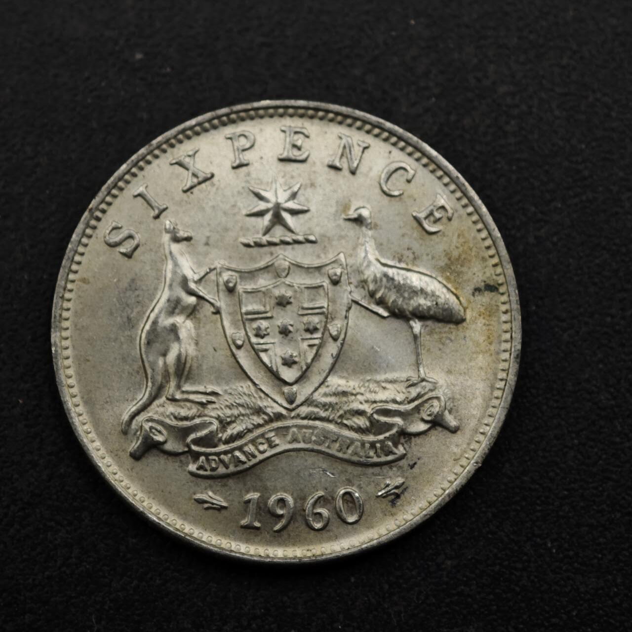 【淘币小摊】实时拍第八百五十三拍   散币银币场   满百包邮可预留二周 每周一统一发货   澳大利亚1960年伊丽莎白二世6便士银币