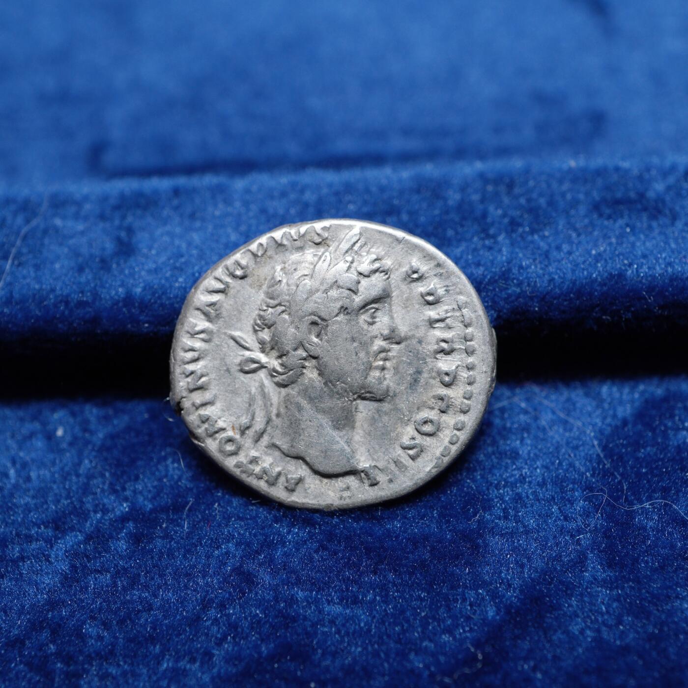 琋语集藏2026年02月欧洲古典打制币拍卖 古罗马帝国安东尼.庇护与马克.奥勒留传位1第纳里银币