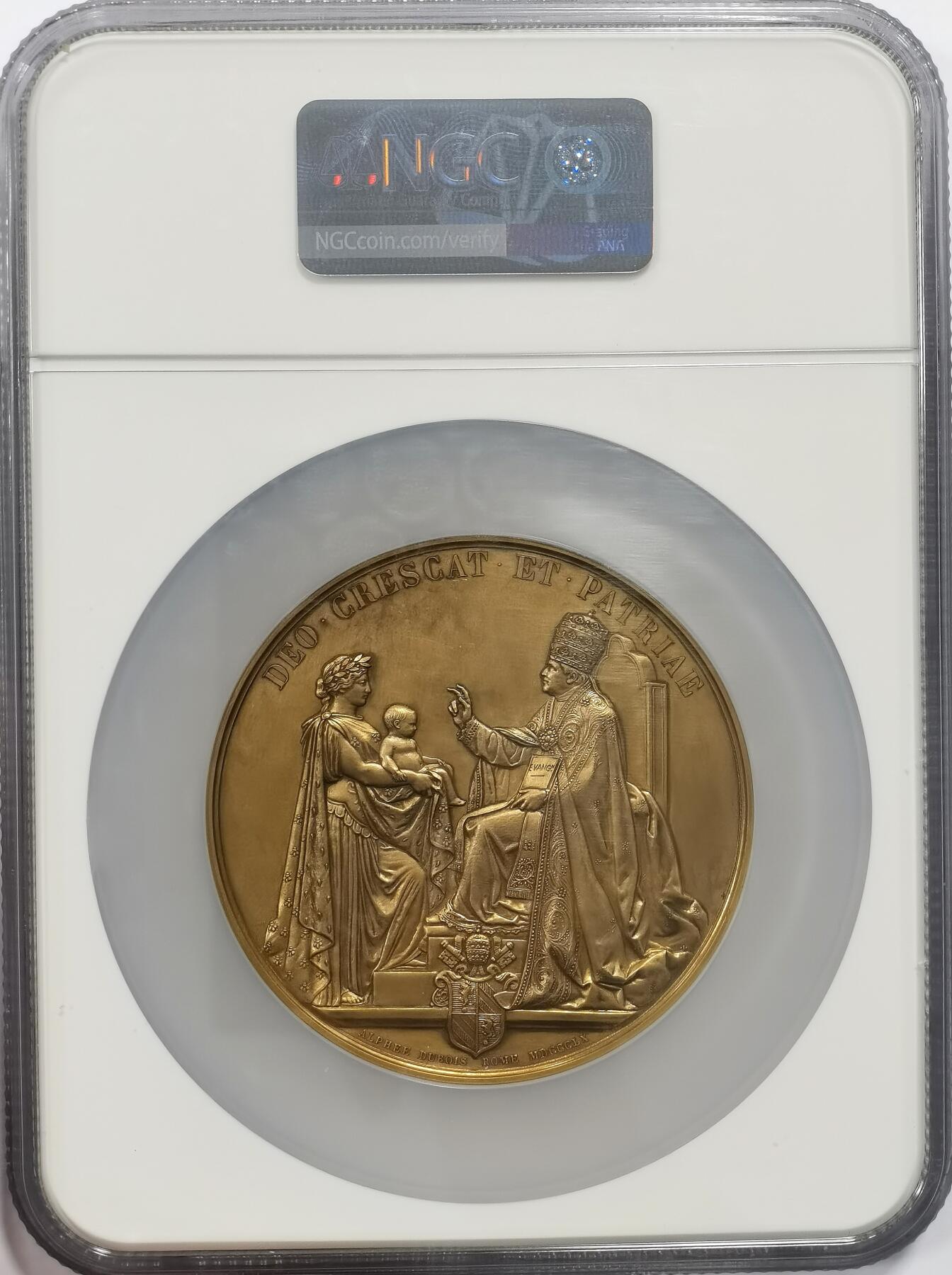 博洋堂世界钱币拍卖第158期（全场包邮） NGC MS62 1860年法国拿破仑三世之子受洗纪念镀金大铜章，直径70mm，大师Dubois作品，拿三欧仁妮夫妇与教皇庇护九世梦幻联动的一枚章，偶见后铸版，此枚原铸镀金版极为罕见。超高浮雕，品相状态极佳，个人认为低评
