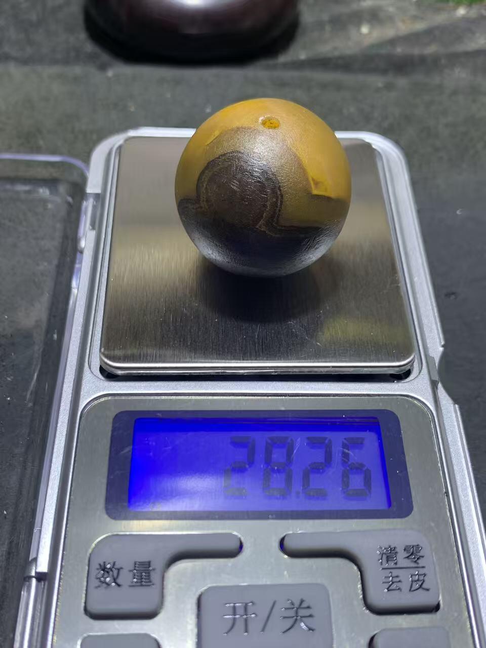 精美亚光高玉化冻料战国红玛瑙原皮8字天眼纹大圆珠一个！