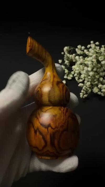 零元拍：越南黄花梨 手把件 福禄（葫芦）大肚 66，小肚 44，高 123MM，满花纹漂亮哦