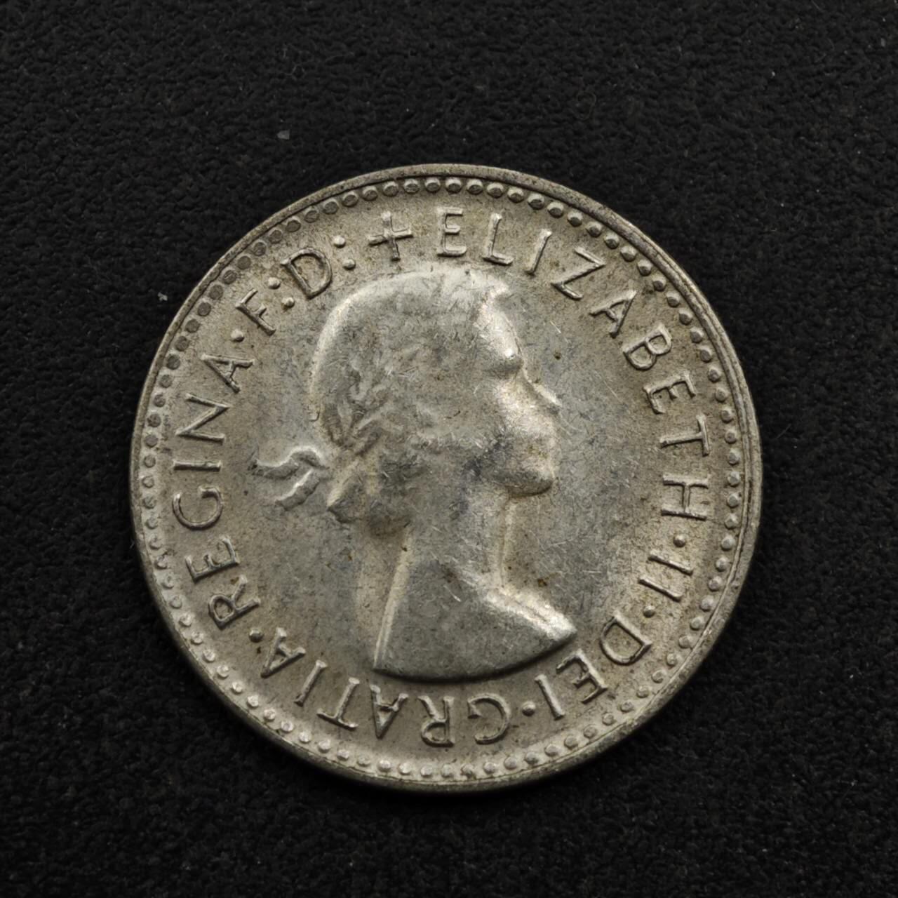 【淘币小摊】实时拍第八百五十三拍   散币银币场   满百包邮可预留二周 每周一统一发货   澳大利亚1961年伊丽莎白二世3便士银币